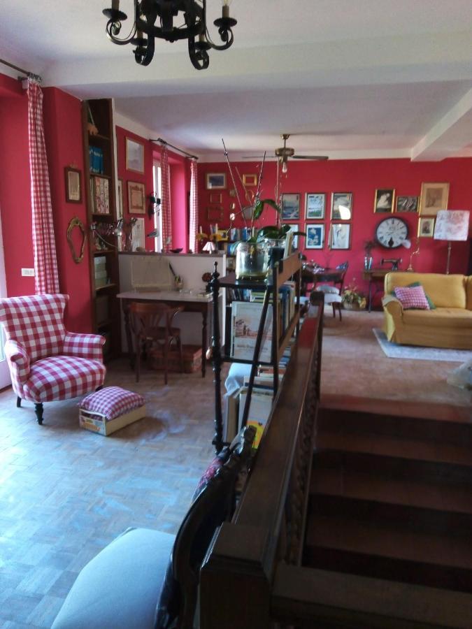 B&B La Gallinella Rossa Baschi Экстерьер фото