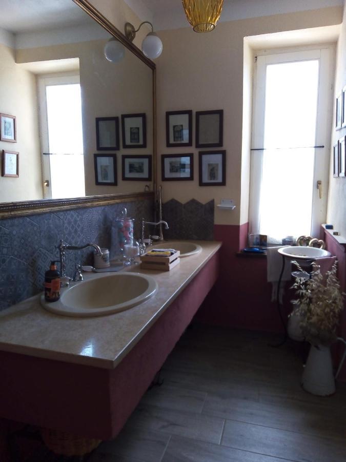 B&B La Gallinella Rossa Baschi Экстерьер фото
